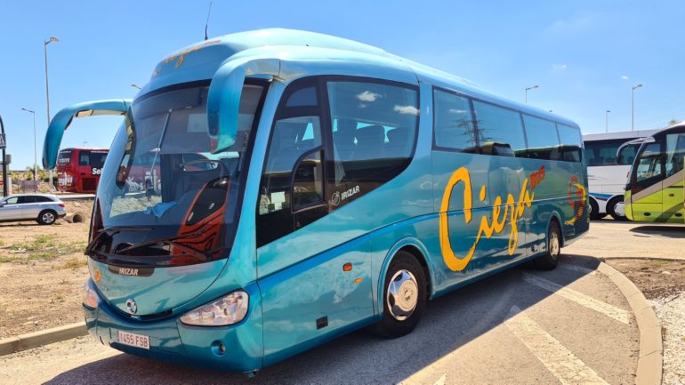 Autobus de viajeros Foto FROET