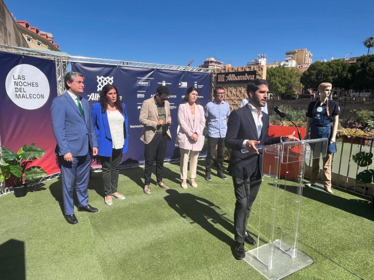 Noches del Malecon 24